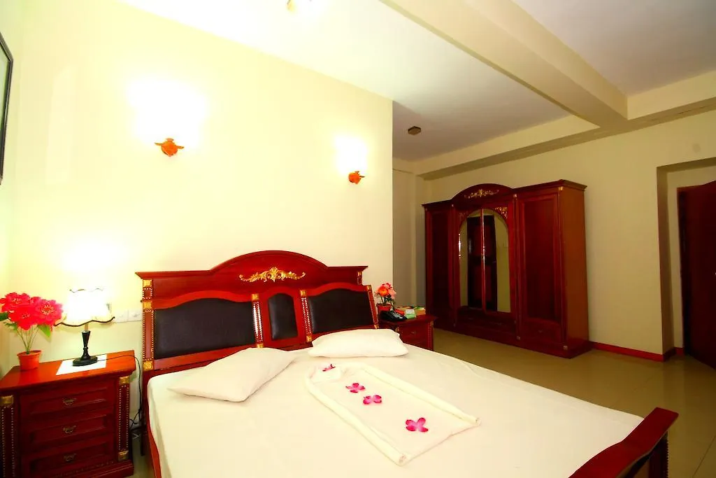 Delma Mount View Hotel Kandy 3*,