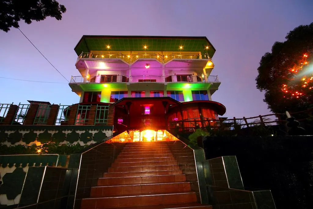 Delma Mount View Hotel Kandy 3*,